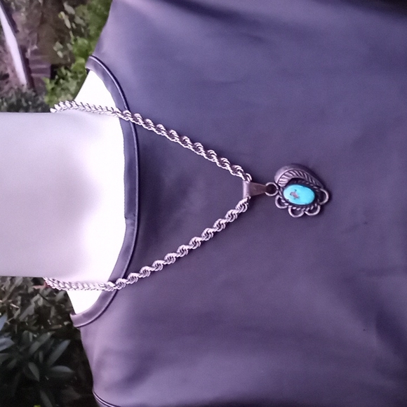 VERY VINTAGE Native American Natural Turquoise Sterling Silver w Feather PENDANT - Picture 1 of 16